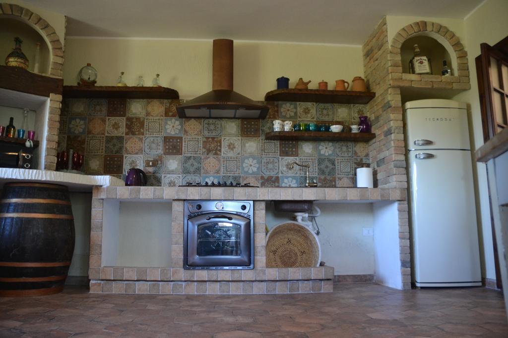 B&B Antica Botte Sassari Bagian luar foto